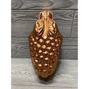 Vintage Retro Grape Cluster Shaped Copper Colored Gelatin Mold Pan Hanging 4 Cup